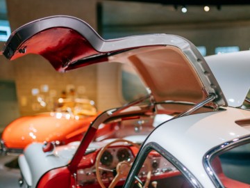  Mercedes 300 SL Coup&eacute; - Legendarny  Gullwing